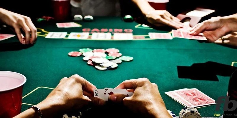 Ae888 | Hướng Dẫn Chia Bài Poker Và Thứ Tự Của Các Tay Bài
